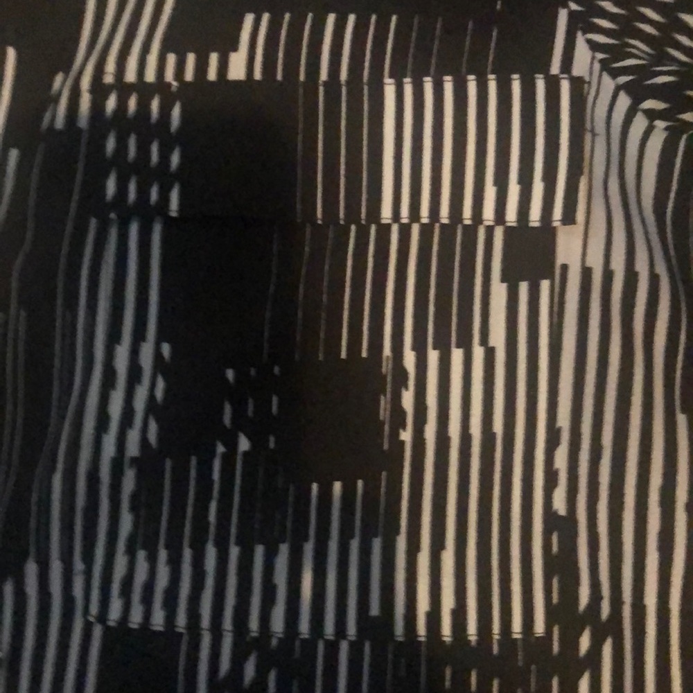 Blouse - Picture 2 of 4